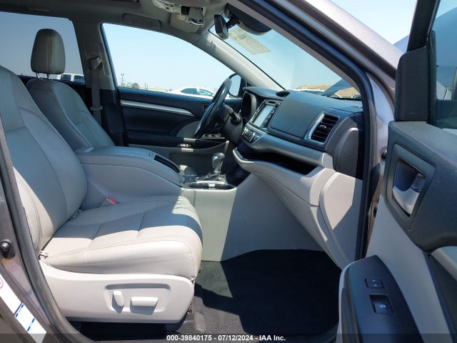 Toyota Highlander Xle 2017 5TDJZRFH7HS450099 Image 5