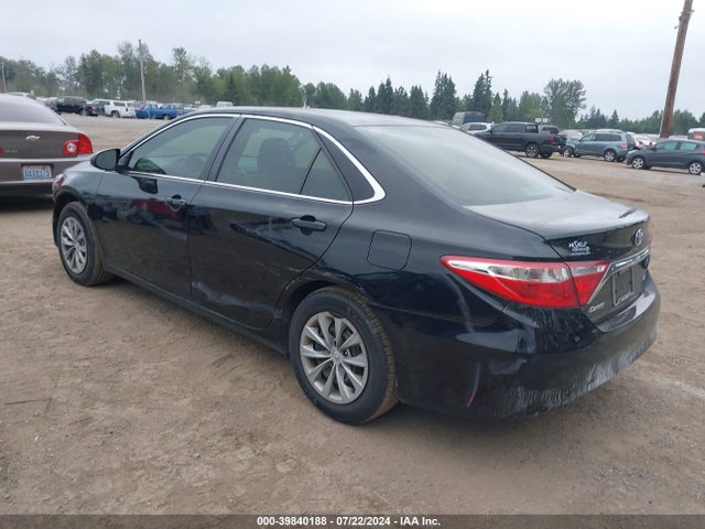 Toyota CAMRY LE 2017 4T1BF1FKXHU430396 Image 3