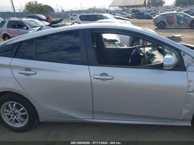 JTDKAMFP1M3180742 Toyota Prius Prime Le
