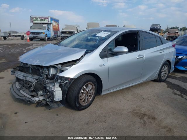 JTDKAMFP1M3180742 Toyota Prius Prime Le