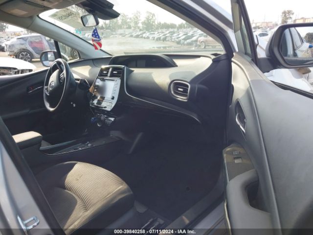 JTDKAMFP1M3180742 Toyota Prius Prime Le