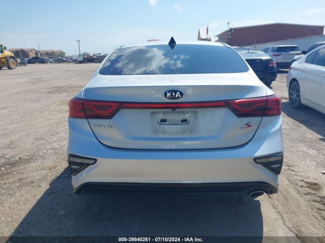 3KPF34AD1KE070000 KIA FORTE S