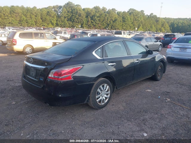 Nissan Altima 2.5 S 2014 1N4AL3AP3EC322748 Image 4