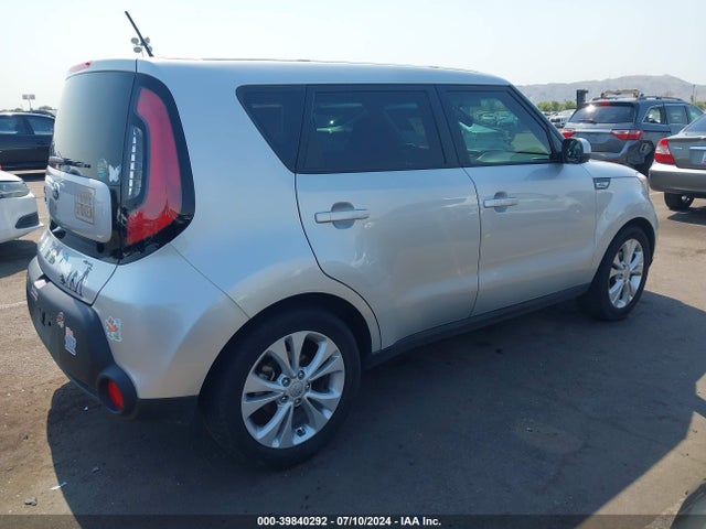 KIA SOUL + 2015 KNDJP3A5XF7780973 Image 4