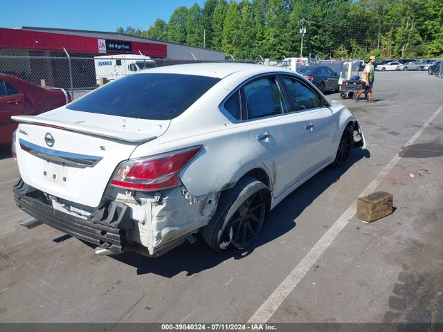 Nissan Altima 2.5 S 2015 1N4AL3AP6FN403426 Image 4