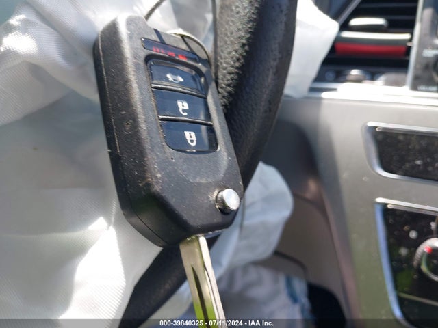 39840325 :رقم المزاد ، 5NPE24AF2FH132215 vin ، 2015 Hyundai Sonata Se مزاد بيع