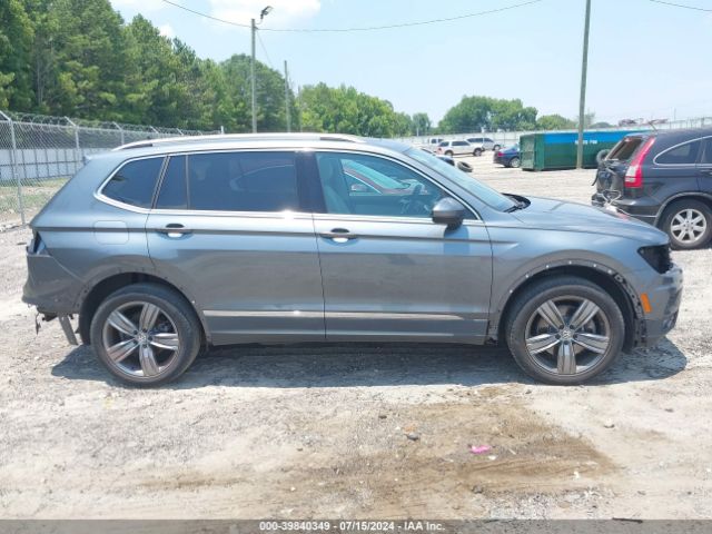 3VV3B7AX3LM130112 Volkswagen Tiguan 2.0t Se/2.0t Se R-line Black/2.0t Sel