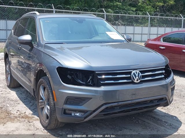 3VV3B7AX3LM130112 Volkswagen Tiguan 2.0t Se/2.0t Se R-line Black/2.0t Sel