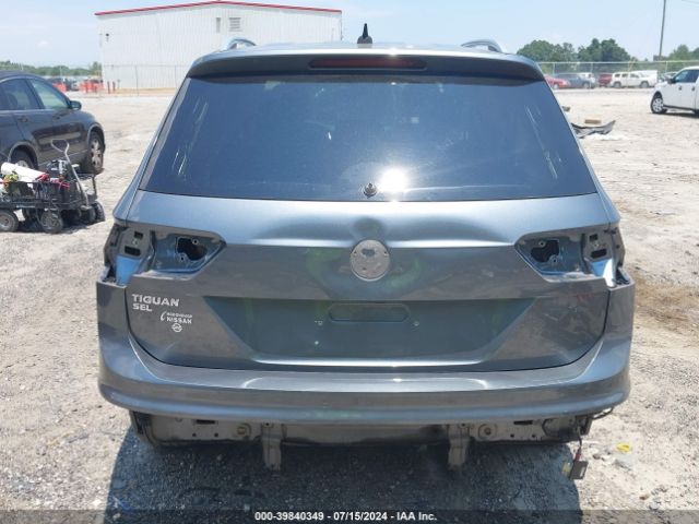 3VV3B7AX3LM130112 Volkswagen Tiguan 2.0t Se/2.0t Se R-line Black/2.0t Sel