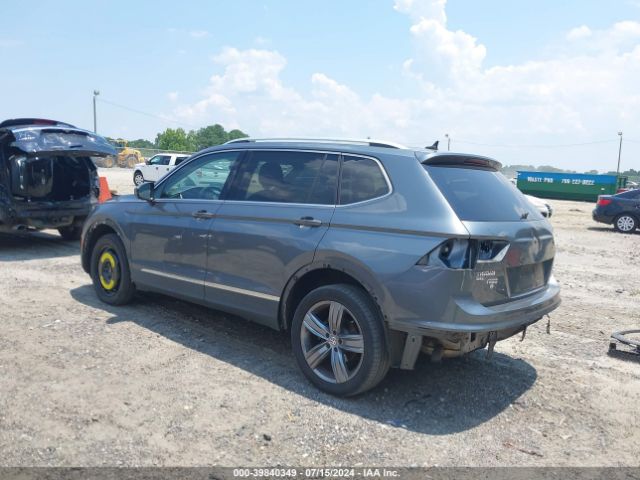 3VV3B7AX3LM130112 Volkswagen Tiguan 2.0t Se/2.0t Se R-line Black/2.0t Sel