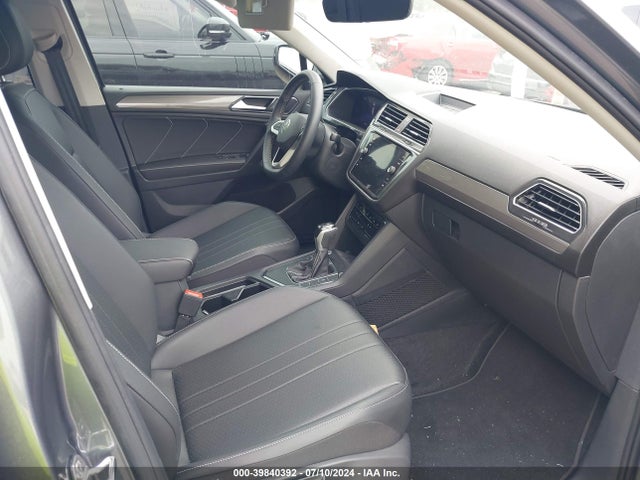 3VV3B7AX8PM125851 Volkswagen Tiguan 2.0t Se