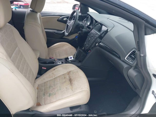 W04WT3N52GG094126 Buick Cascada Premium
