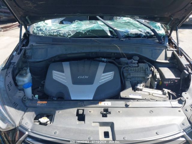 KM8SMDHF3HU201940 Hyundai Santa Fe Se