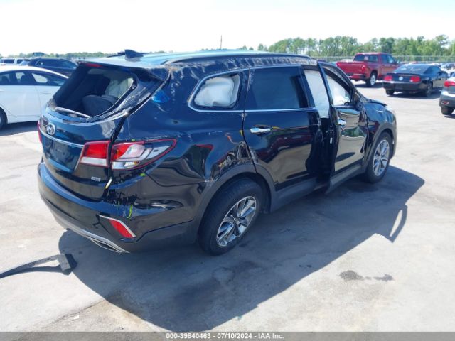KM8SMDHF3HU201940 Hyundai Santa Fe Se