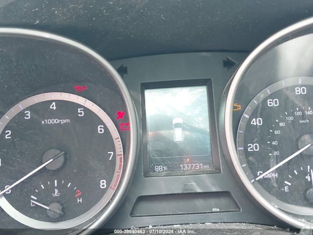 KM8SMDHF3HU201940 Hyundai Santa Fe Se