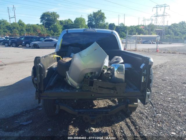 3TYCZ5ANXNT084962 Toyota Tacoma Sr5 V6