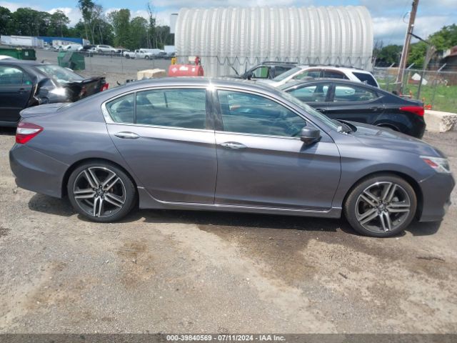1HGCR3F96GA005266 Honda Accord Touring