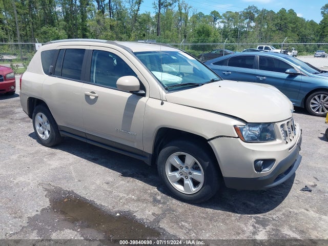 Jeep Compass Latitude 2016 1C4NJCEB0GD749060 Image 1