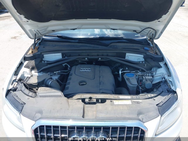 Audi Q5 2.0t Premium 2016 WA1L2AFPXGA125359 Image 10