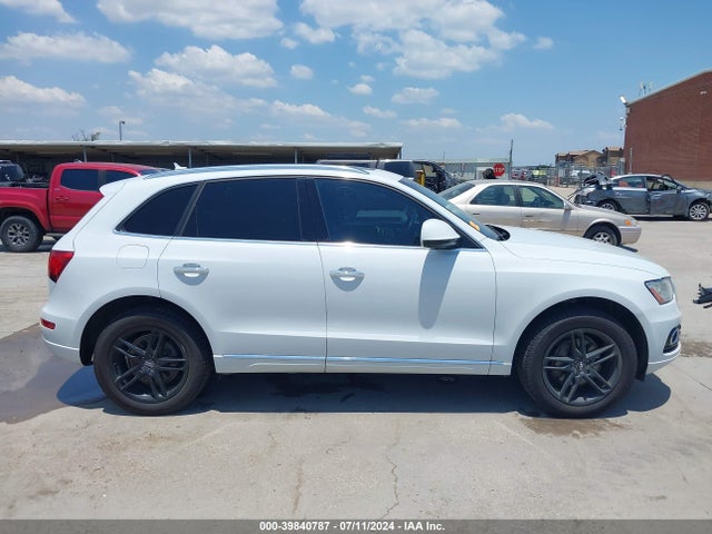 Audi Q5 2.0t Premium 2016 WA1L2AFPXGA125359 Image 13