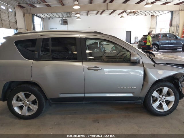 Jeep Compass Latitude 2016 1C4NJDEB9GD616402 Image 14