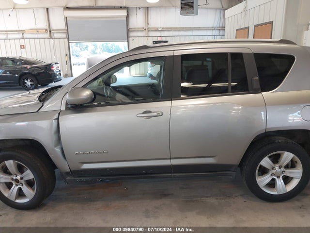 Jeep Compass Latitude 2016 1C4NJDEB9GD616402 Image 15