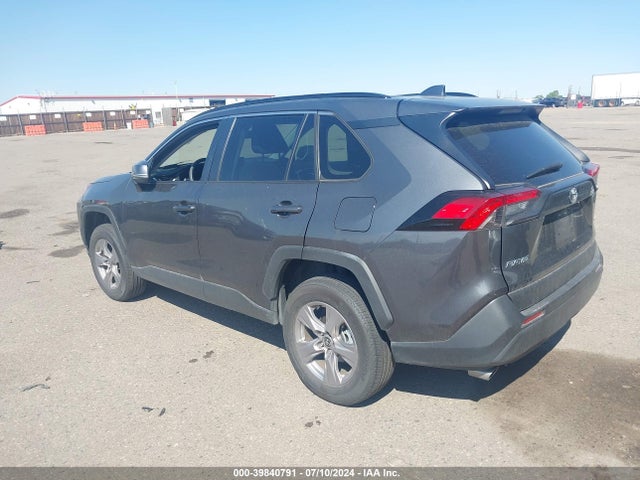 Toyota Rav4 Xle 2023 2T3W1RFV8PW248369 Image 3
