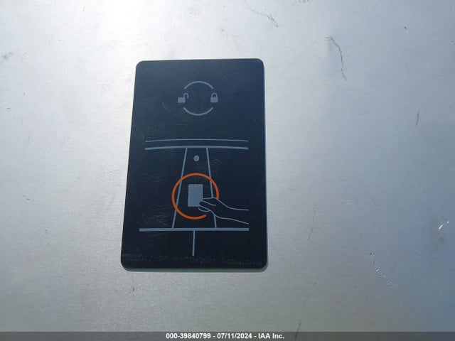 2022 TESLA MODEL Y 7SAYGDEE7NF459483 Photo 10