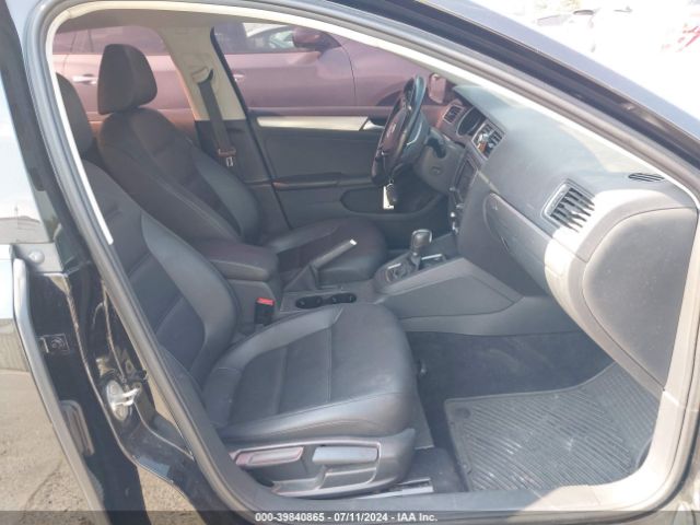 3VWDB7AJ8HM402141 Volkswagen Jetta 1.4t Se