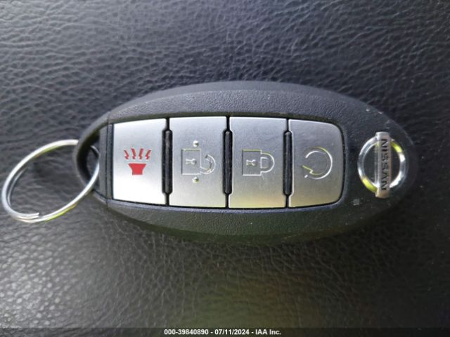 5N1DR2MM7KC623225 Nissan Pathfinder Sv