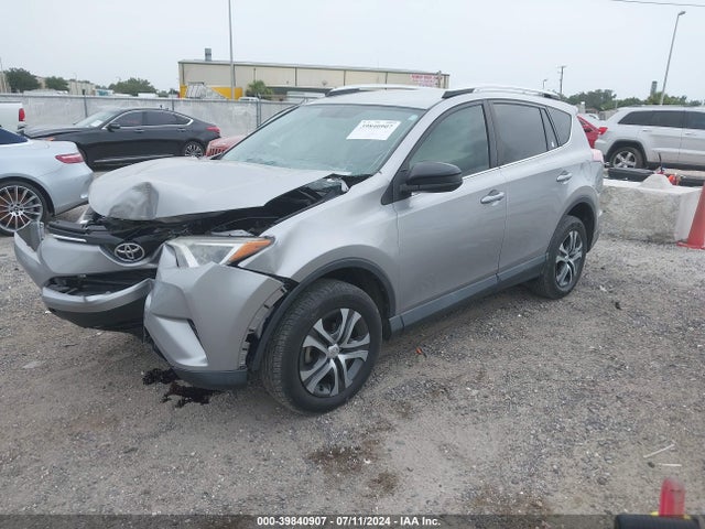 Toyota RAV4 LE 2016 2T3ZFREV0GW247166 Image 2