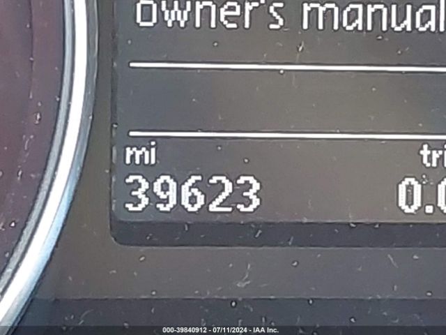 1VWBA7A33JC050248 Volkswagen Passat 2.0t Se
