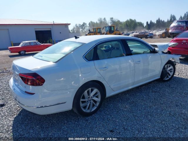 1VWBA7A33JC050248 Volkswagen Passat 2.0t Se