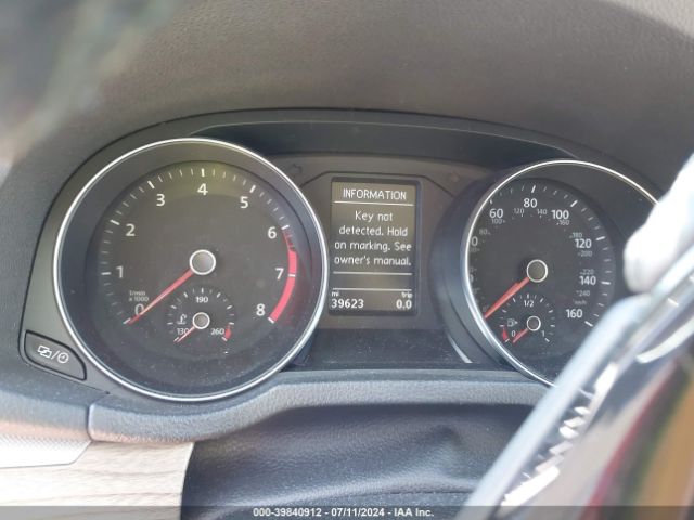 1VWBA7A33JC050248 Volkswagen Passat 2.0t Se