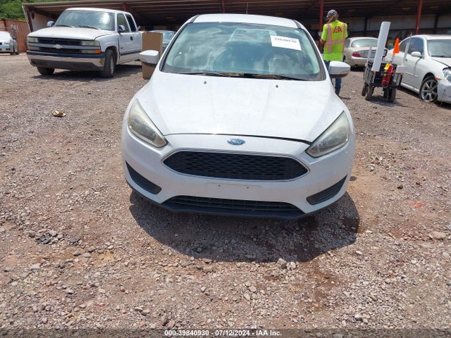Ford FOCUS SE 2016 1FADP3K28GL360886 Image 6