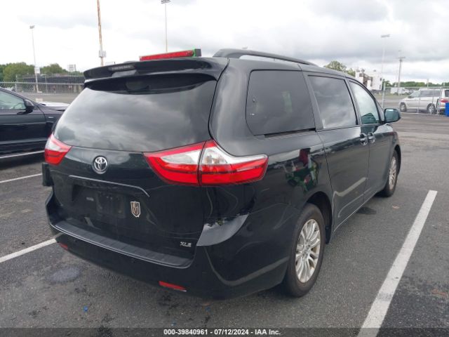5TDYK3DC8GS696472 Toyota Sienna Xle Premium 8 Passenger