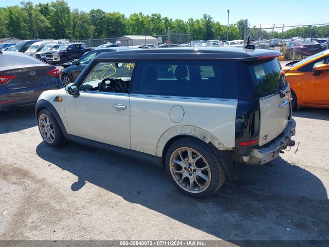 2008 MINI COOPER CLUBMAN WMWML33558TJ46600 Photo 2