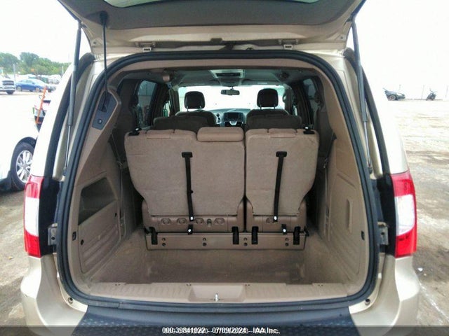 2C4RC1BG8ER134217 Chrysler Town & Country Touring