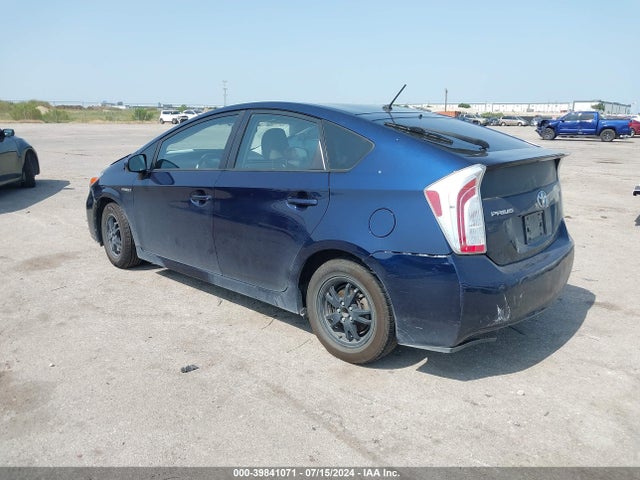 Toyota Prius Two 2015 JTDKN3DU5F1987108 Image 3