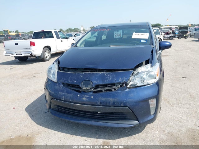 Toyota Prius Two 2015 JTDKN3DU5F1987108 Image 6