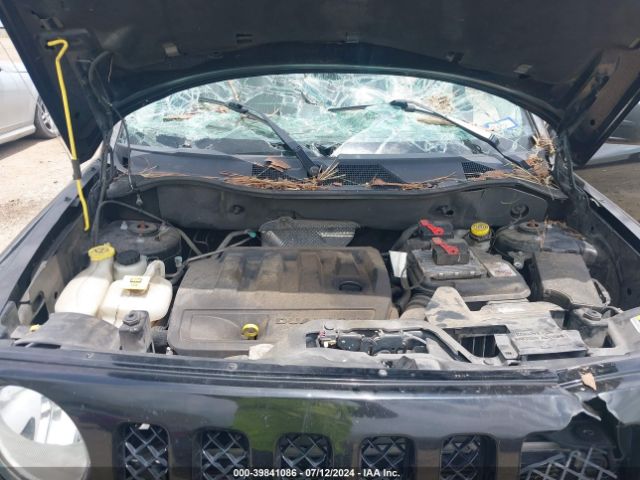 1C4NJPFB5GD536966 Jeep Patriot Latitude