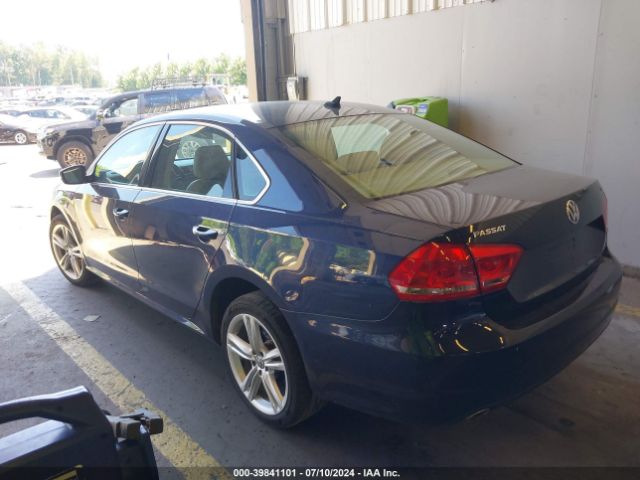 1VWBN7A30EC114949 Volkswagen Passat 2.0l Tdi Se