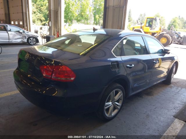 1VWBN7A30EC114949 Volkswagen Passat 2.0l Tdi Se