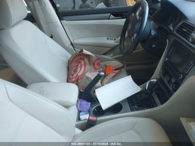 1VWBN7A30EC114949 Volkswagen Passat 2.0l Tdi Se
