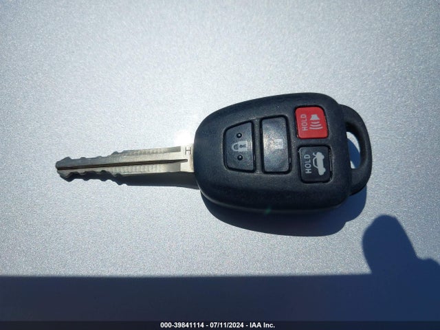 Toyota COROLLA LE 2017 5YFBURHEXHP713359 Image 11