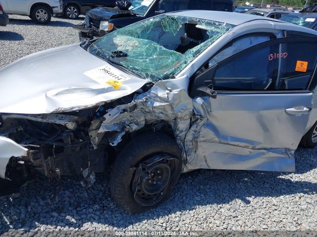 Toyota COROLLA LE 2017 5YFBURHEXHP713359 Image 6