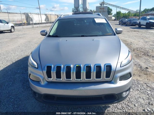1C4PJMDSXHW556873 Jeep Cherokee Limited 4x4