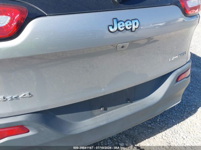1C4PJMDSXHW556873 Jeep Cherokee Limited 4x4