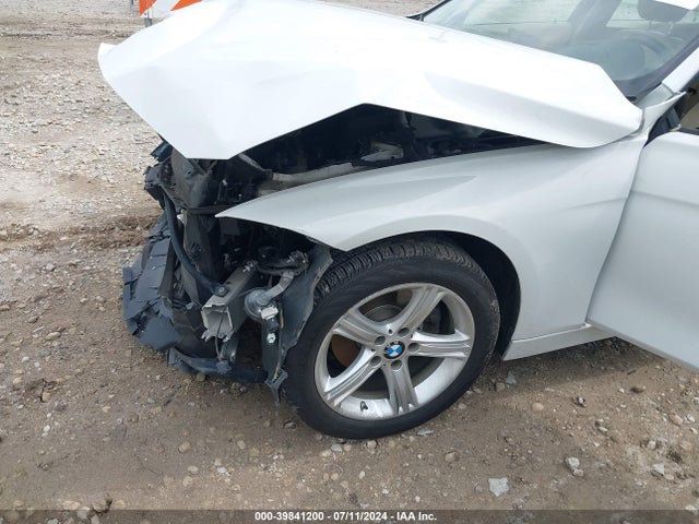 BMW 328i Xdrive 2014 WBA3B5G59ENS08908 Image 12