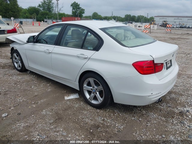BMW 328i Xdrive 2014 WBA3B5G59ENS08908 Image 3